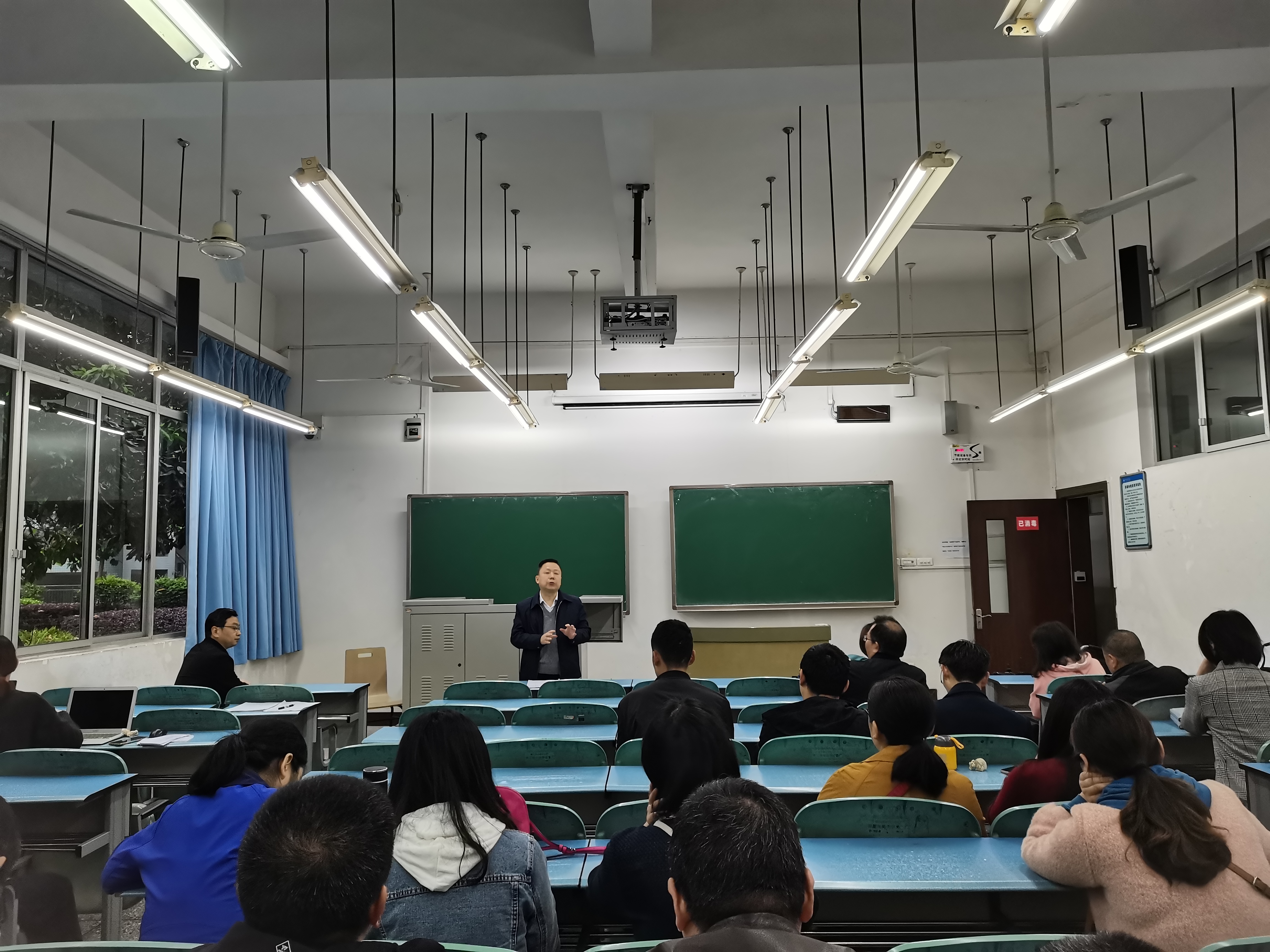 1619407785544057287.jpg 1619407785544057287.jpg