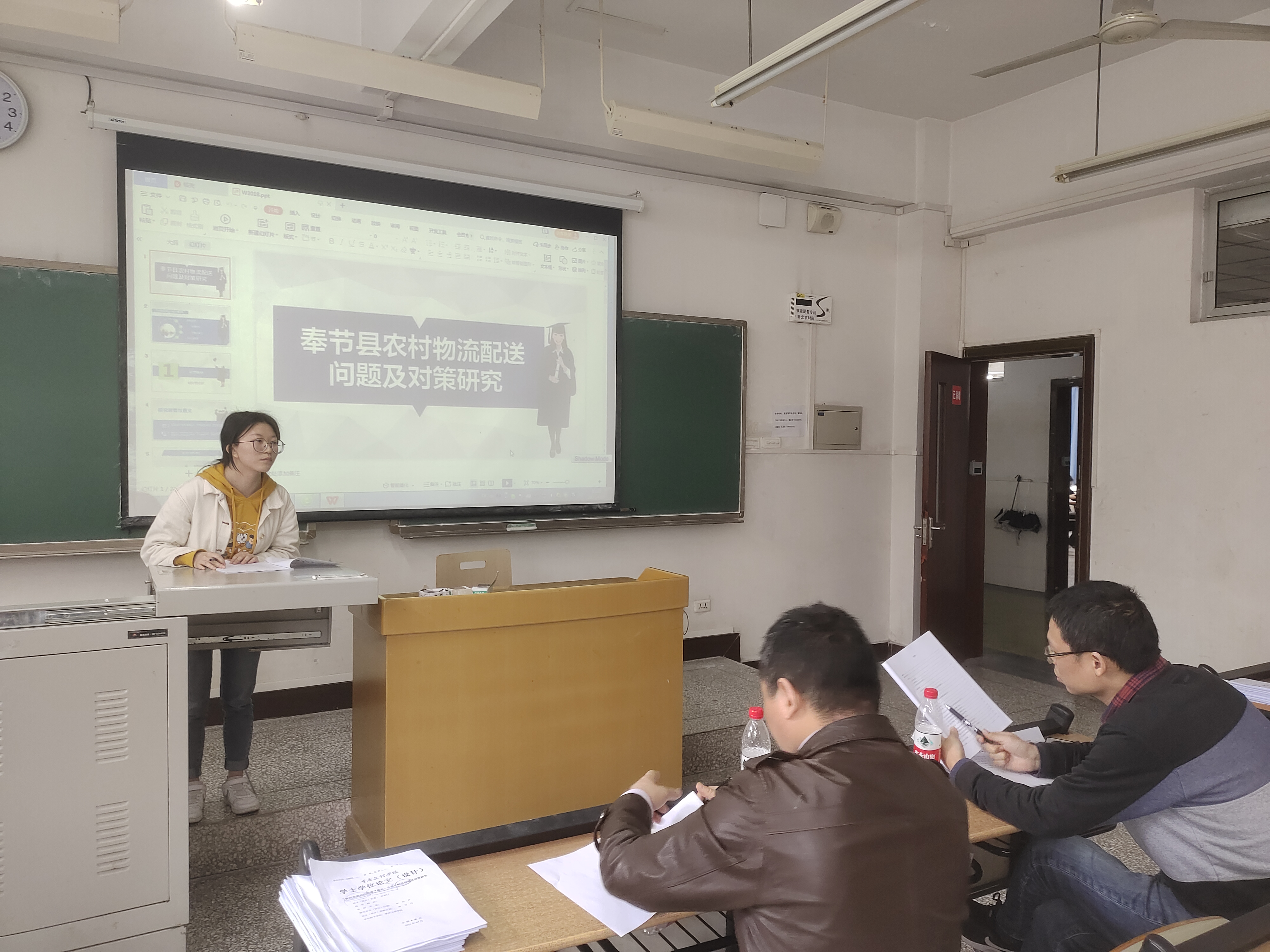 1619407785582077119.jpg 1619407785582077119.jpg