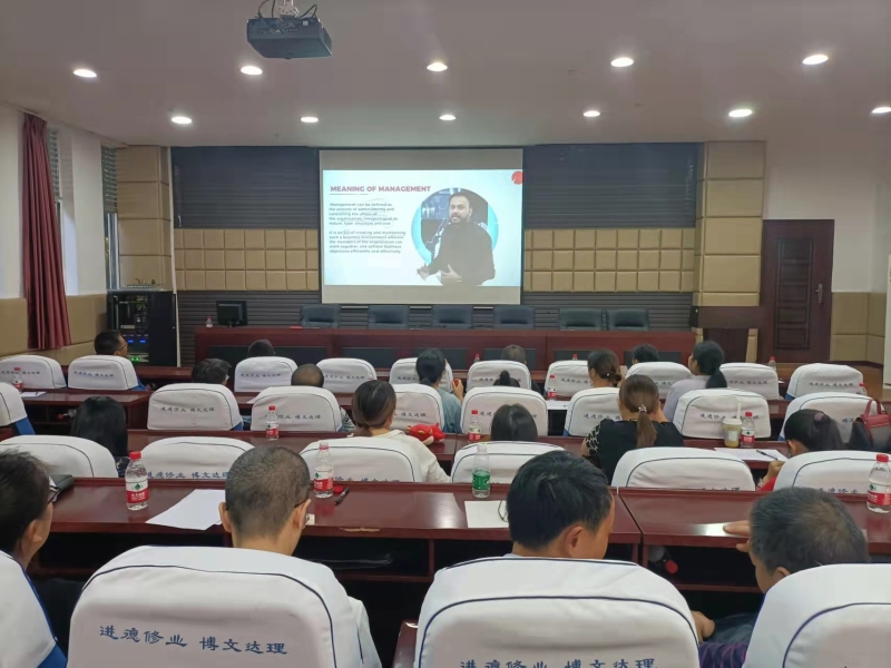 1632962894161079439.jpg 马来西亚讲座照片.jpg