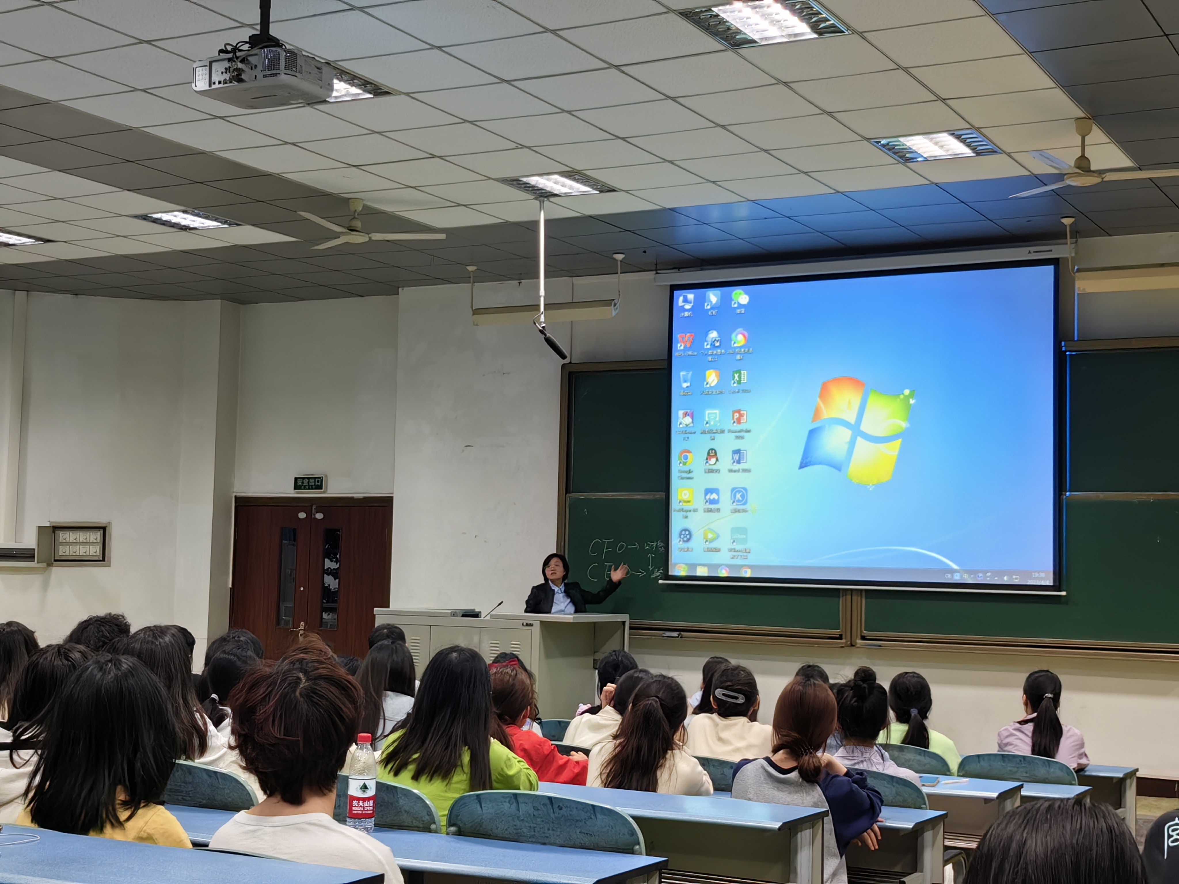 gfFC_1680852050556057399.jpg gfFC_1680852050556057399.jpg