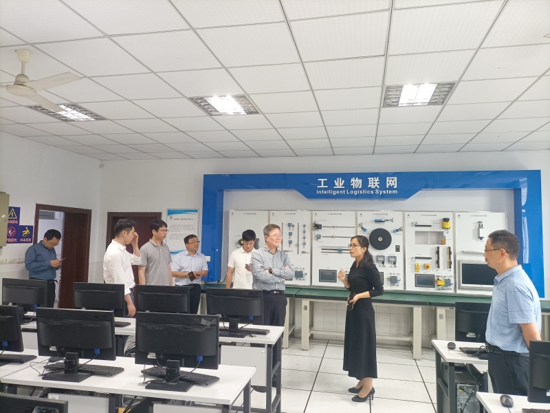 ZuTh_1684371734649078388.jpg a14b1d3e7284706e52e23595cc9f9d7.jpg