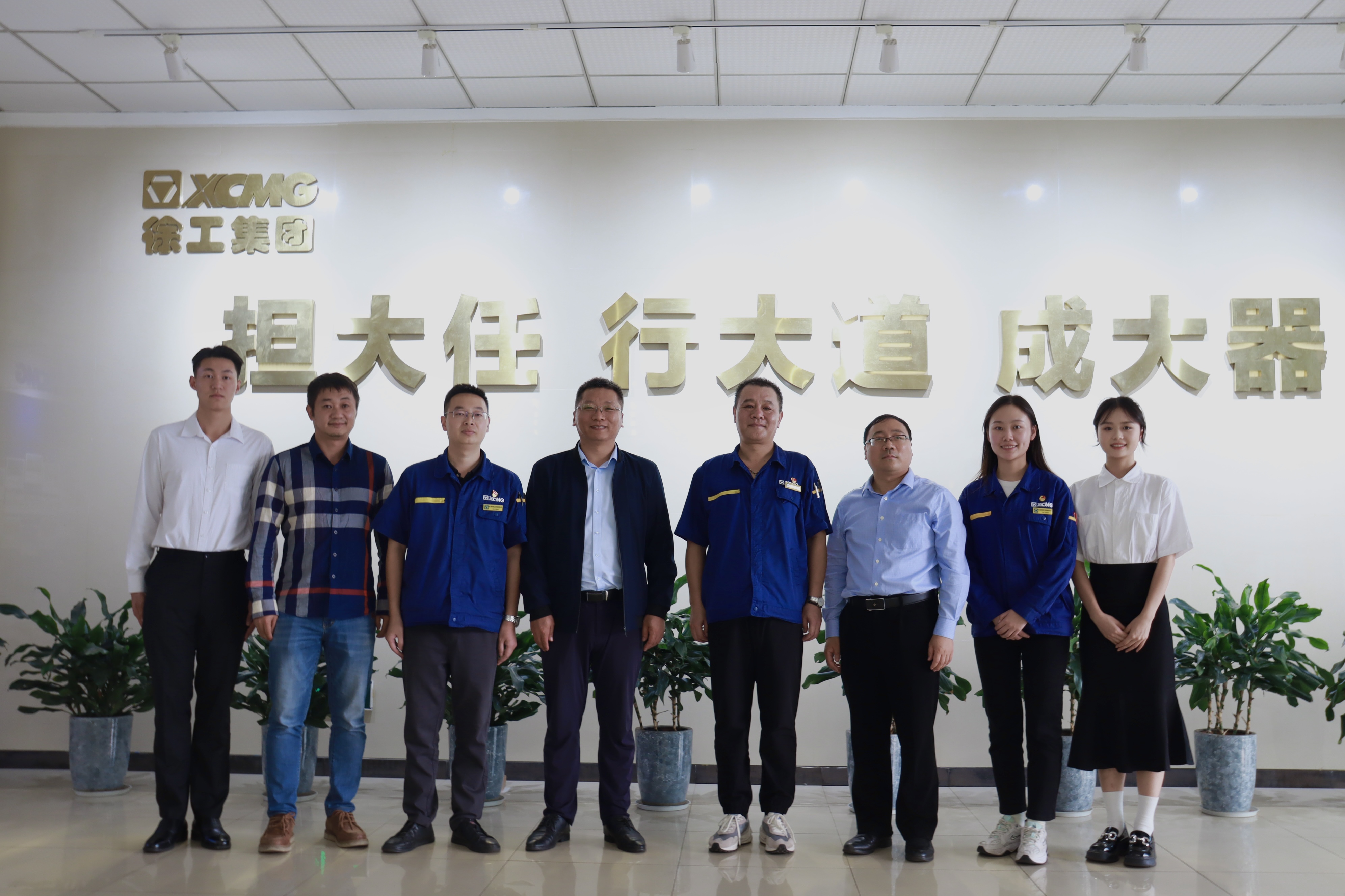 HGDE_1697597714649012729.jpg HGDE_1697597714649012729.jpg