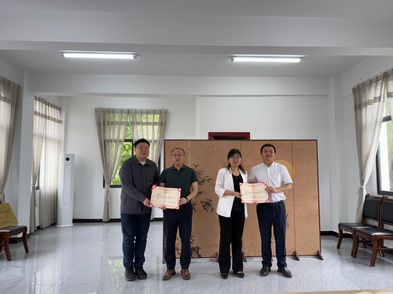 tDnG_1748697106894031954.jpg 4.jpg